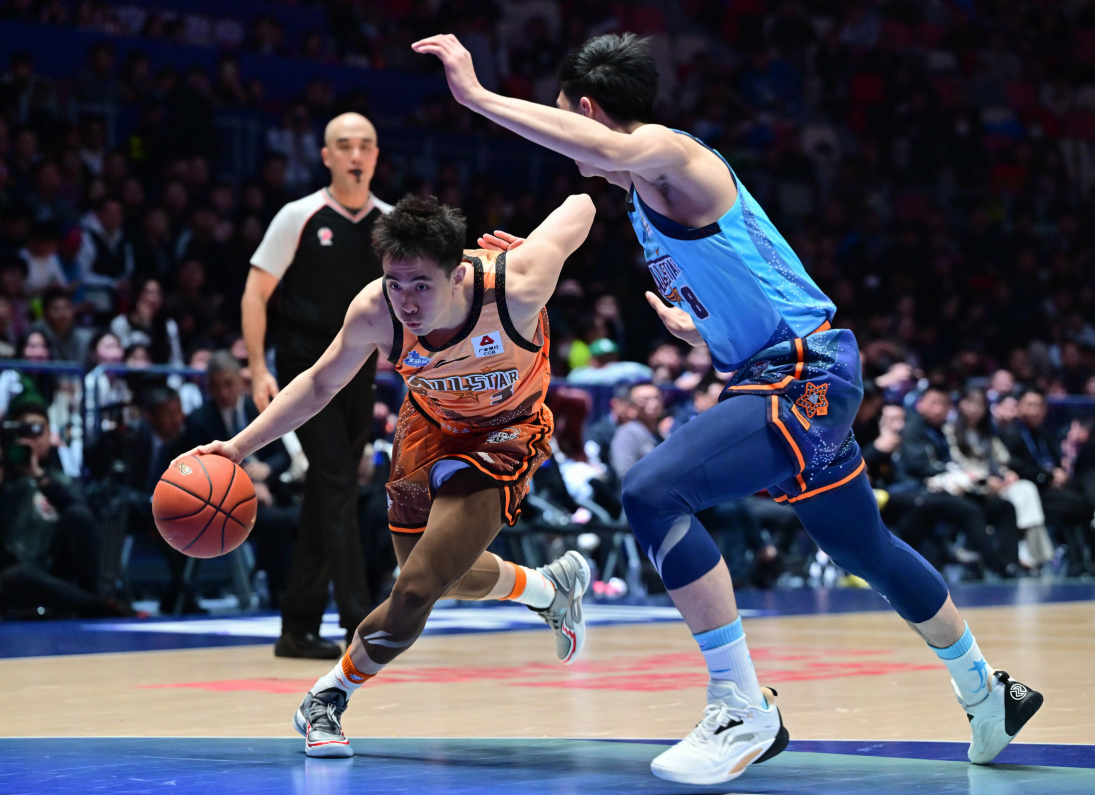 乐鱼官方网站-关于转会期突围战来临，法兰克福围绕CBA季后赛状态回暖，信心回归，数据趋势出现新变化的信息-乐鱼官方网站